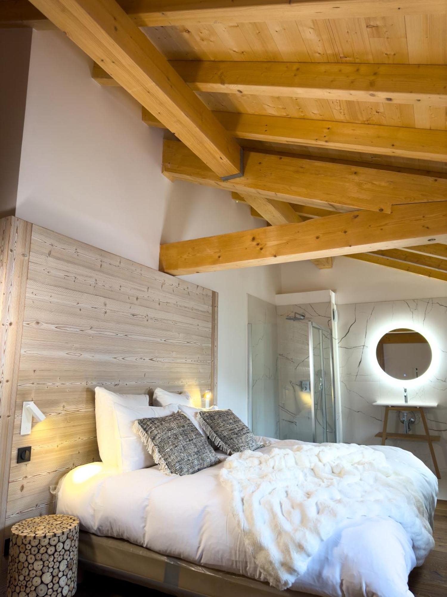 Grand Hotel L'Ermitage Font-Romeu-Odeillo-Via Exterior photo